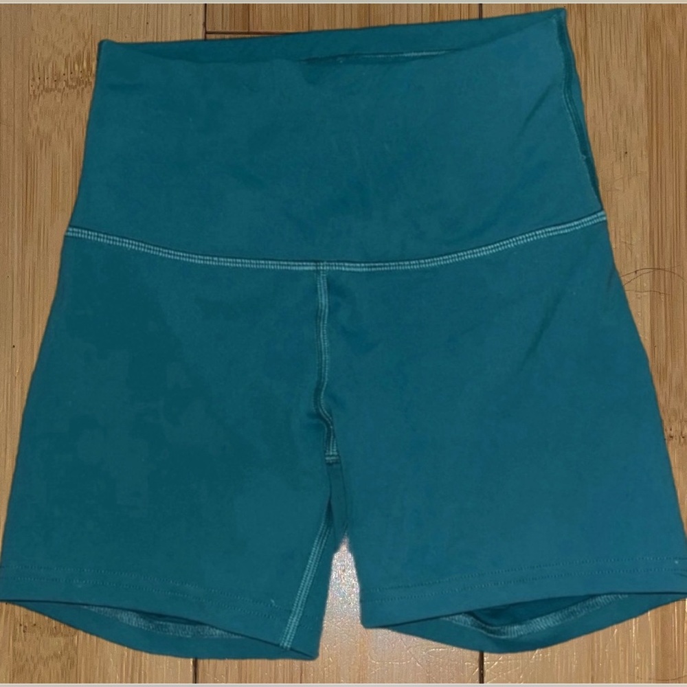 Lululemon wunder train high rise shorts 4”